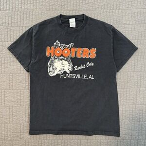Y2K Hooters‎ T Shirt Men Medium Black Huntsville Alabama Double Sided Logo Faded